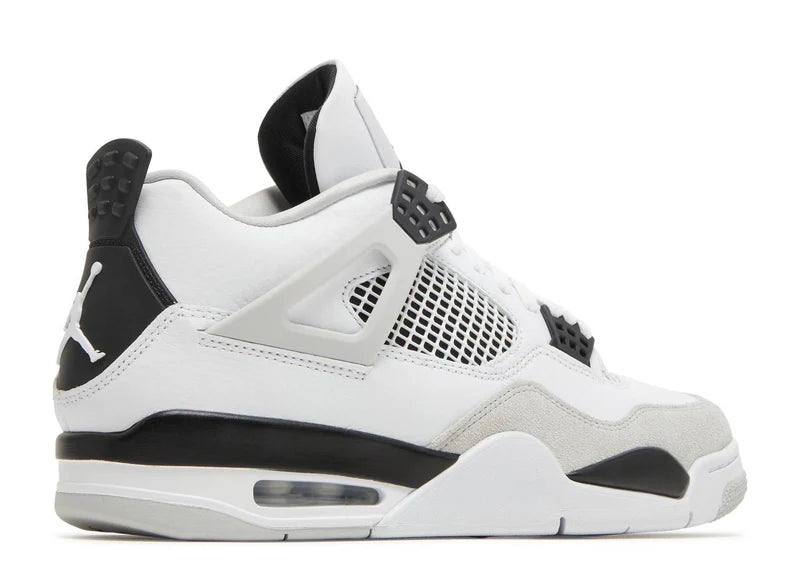 JORDAN RETRO 4’s MILITARY BLACK MEN