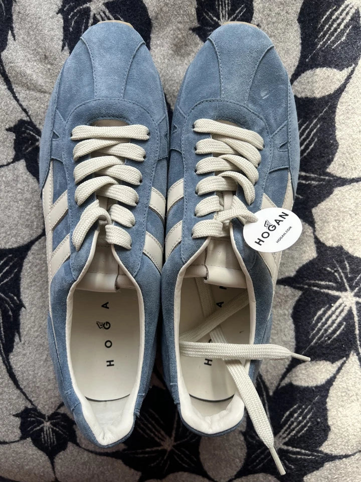 HOGAN SNEAKERS ( Like New )