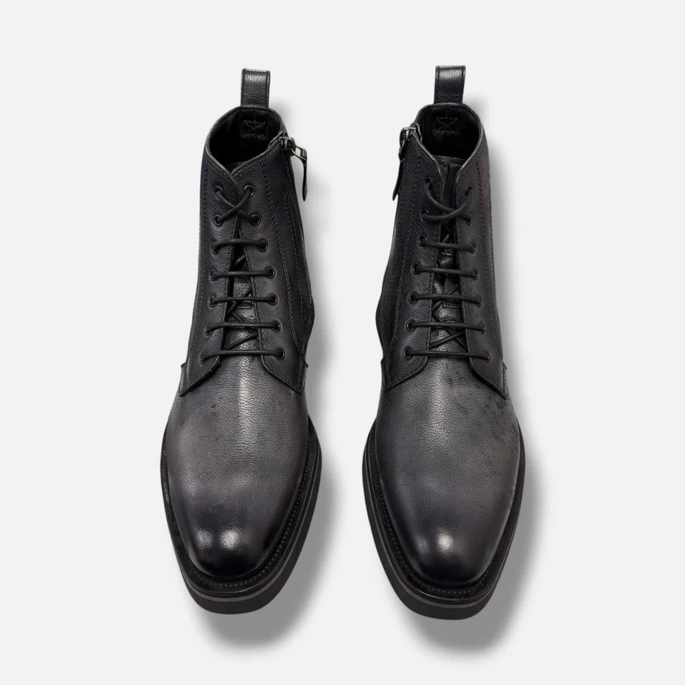 Berluti Men's Black Alessio Lug-Sole